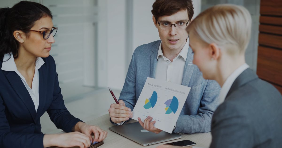 El CRM que se rellena solo: qué cambia para tu pyme lo que acaba de anunciar HubSpot